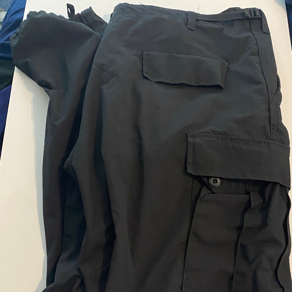 Men's Classic Black Cargo Pants